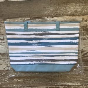 Thirty-one Lakeside Tote Beach bag